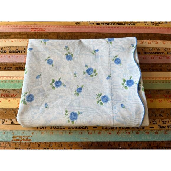 Vintage Cannon Royal Family Percale Full Flat Top Sheet Blue Floral Roses 81X104 - Picture 3 of 7